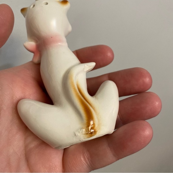 Vintage Salt & Pepper shaker set Anthropomorphic kitty cats with bows - Picture 8 of 9